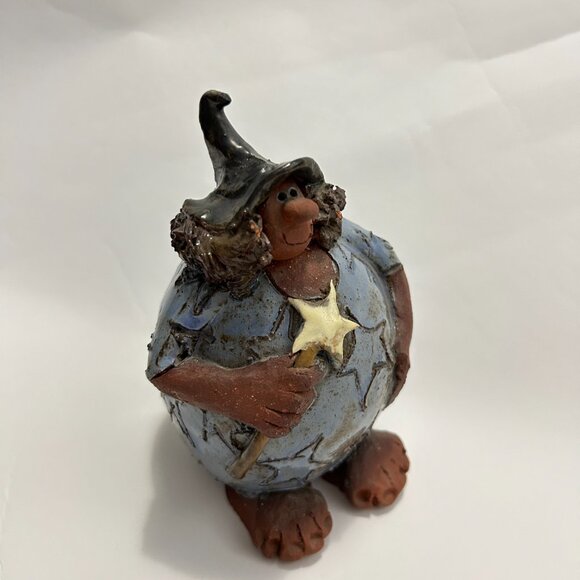 Vintage Sara Meadows Balloon People Pottery Signed wizard holding a star wand - Picture 2 of 11